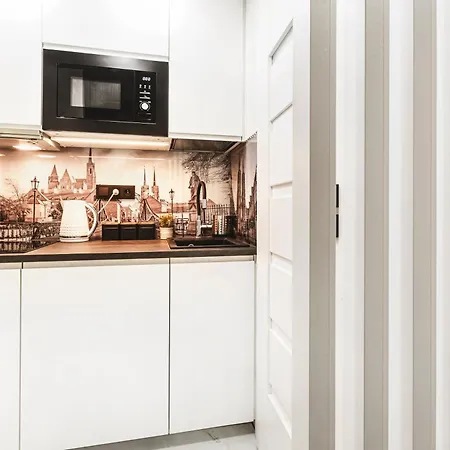 Luksusowe Przy Rynku فروتسواف