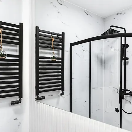 Luksusowe Przy Rynku فروتسواف