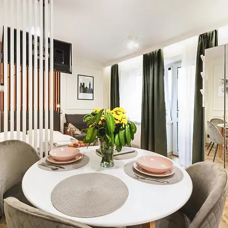 Luksusowe Przy Rynku * فروتسواف