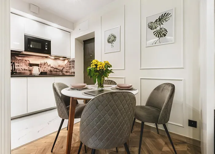 Luksusowe Przy Rynku فروتسواف